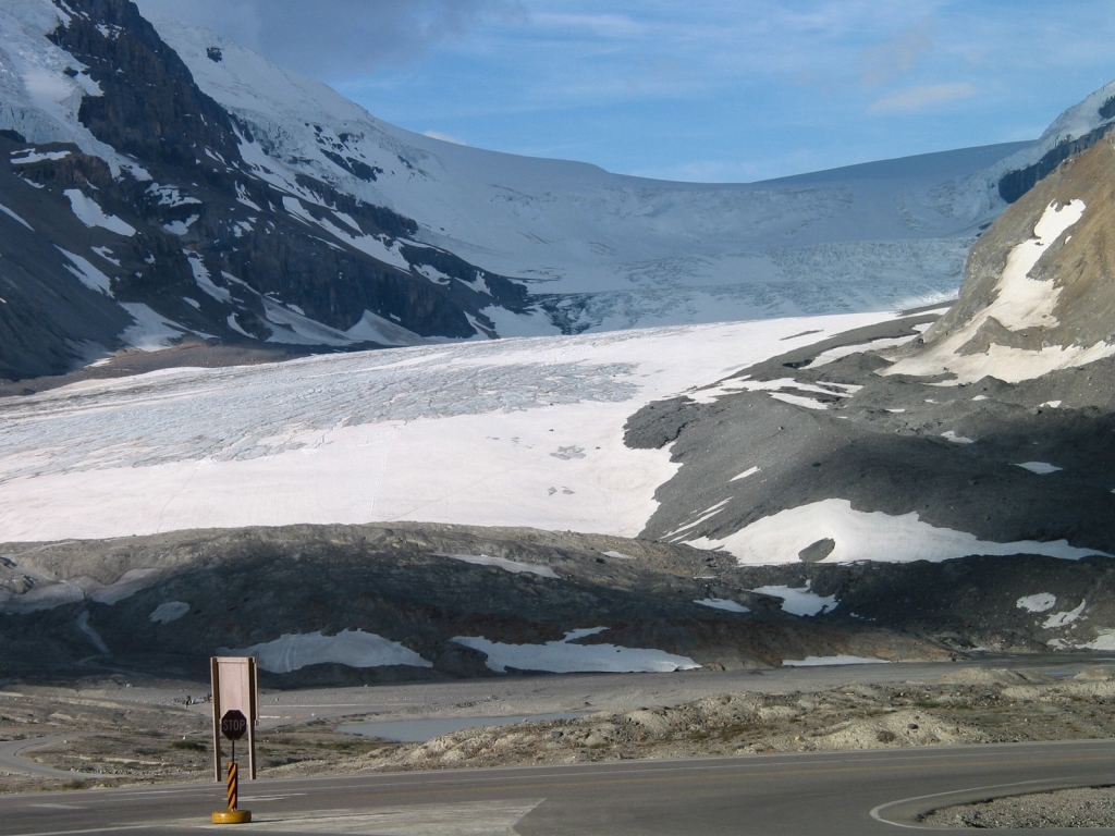 [#17_Athabasca Glacier.jpg]