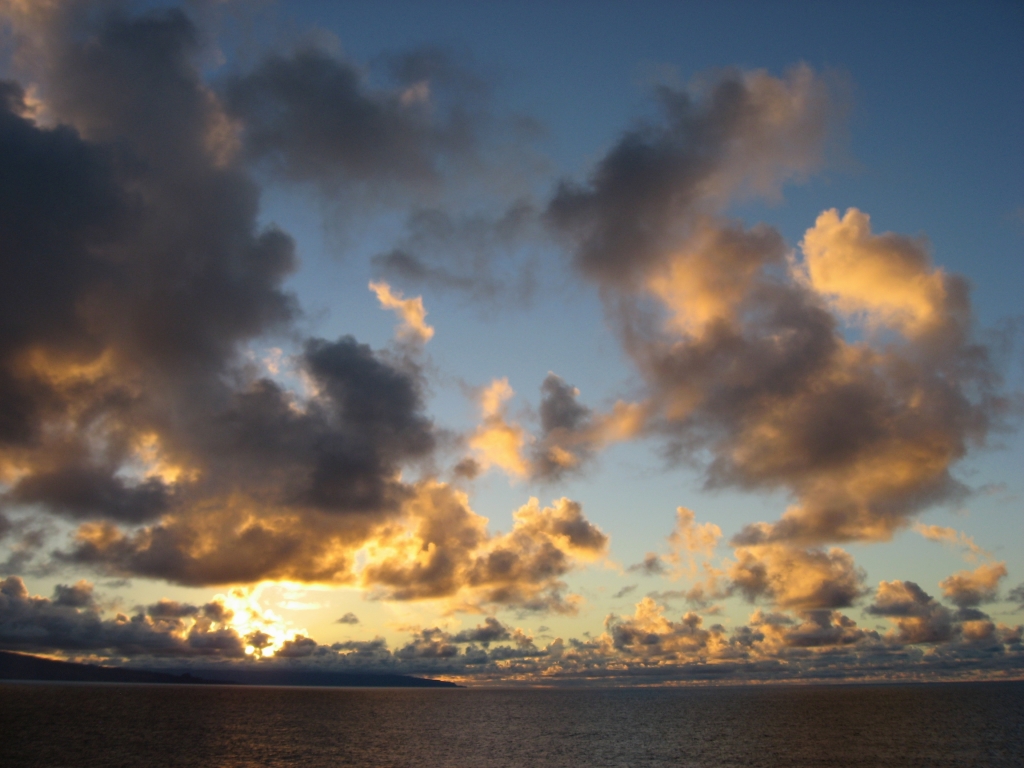 [#21_Maui_sunset.jpg]